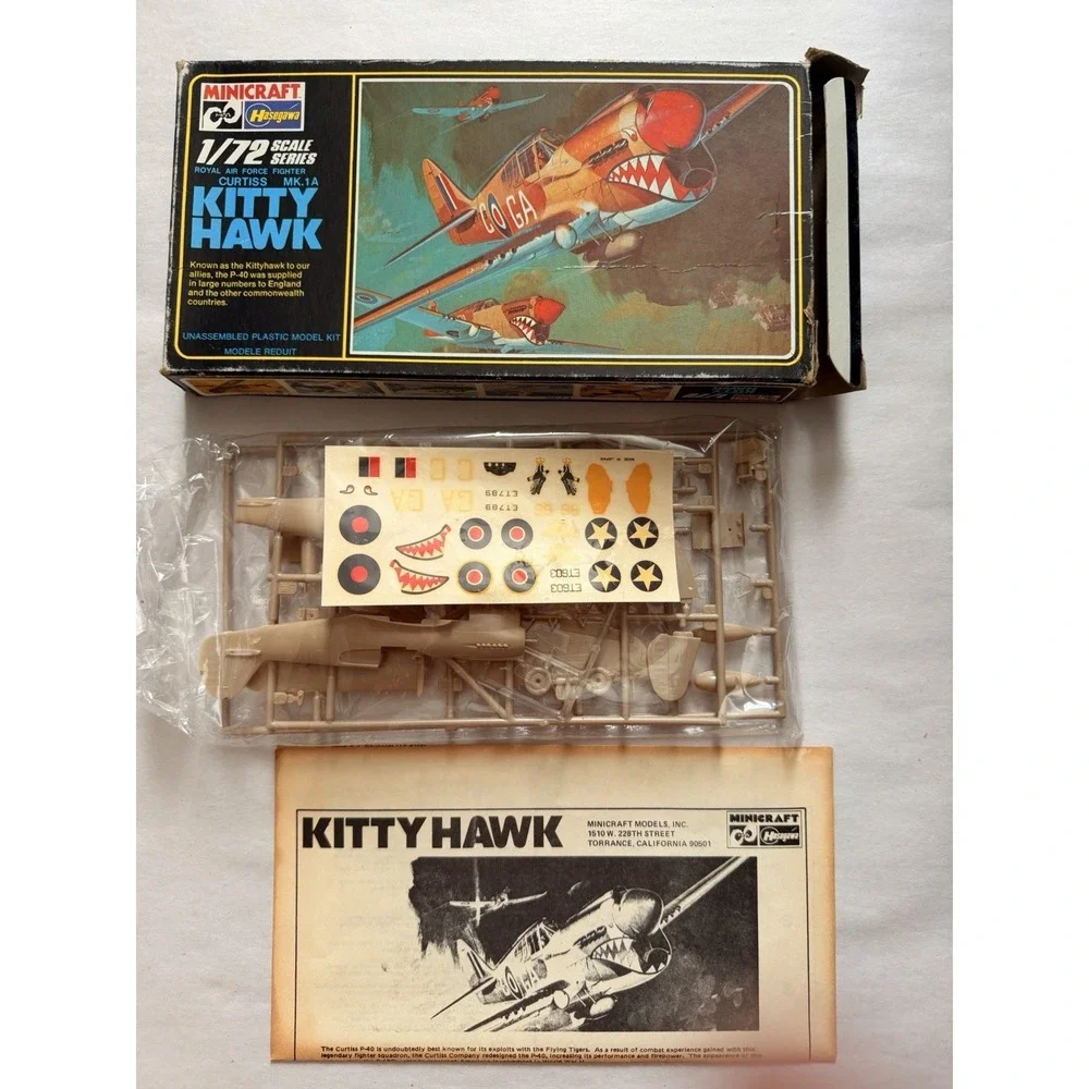 Vintage Minicraft Hasegawa 1/72 Curtiss Kitty Hawk Mk.1A Model Kit No. 114 Open